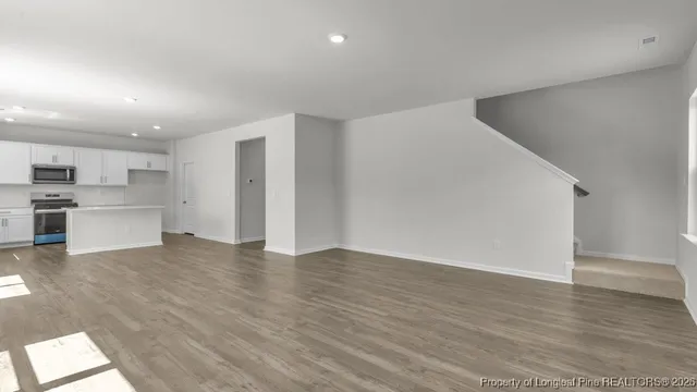 $374,990 | 337 Hartfield Avenue, Raeford, NC 28376