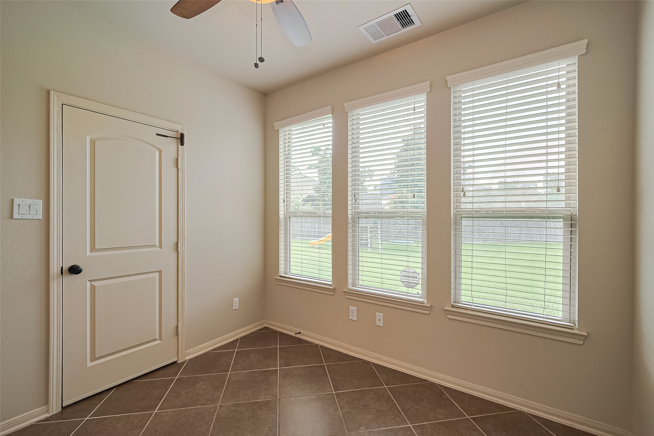 19 Sandwell Place Spring, TX 77389 - Photo 18 of 50