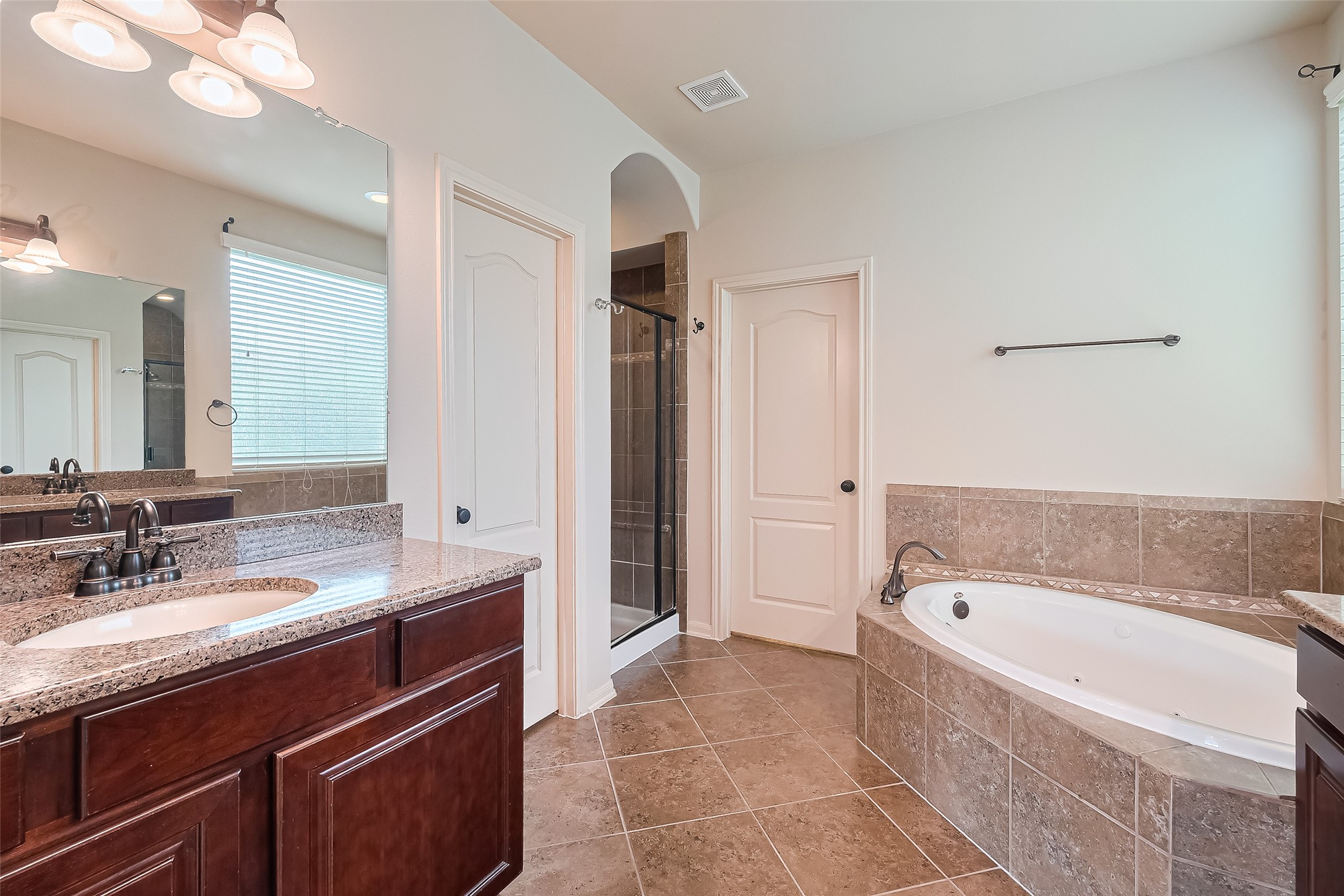 19 Sandwell Place Spring, TX 77389 - Photo 24 of 50