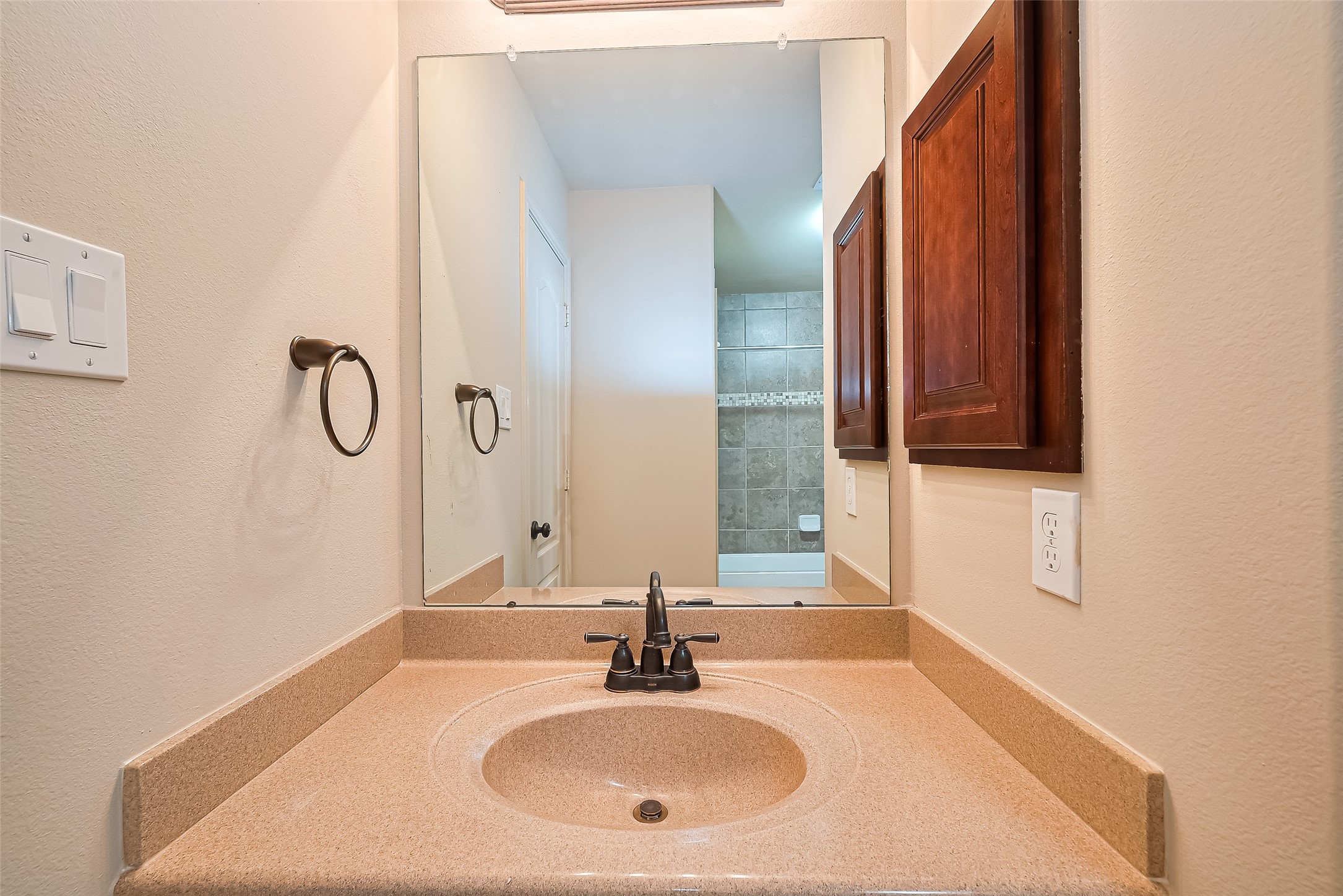 19 Sandwell Place Spring, TX 77389 - Photo 43 of 50 Bedroom 4 features its own dedicated vanity.