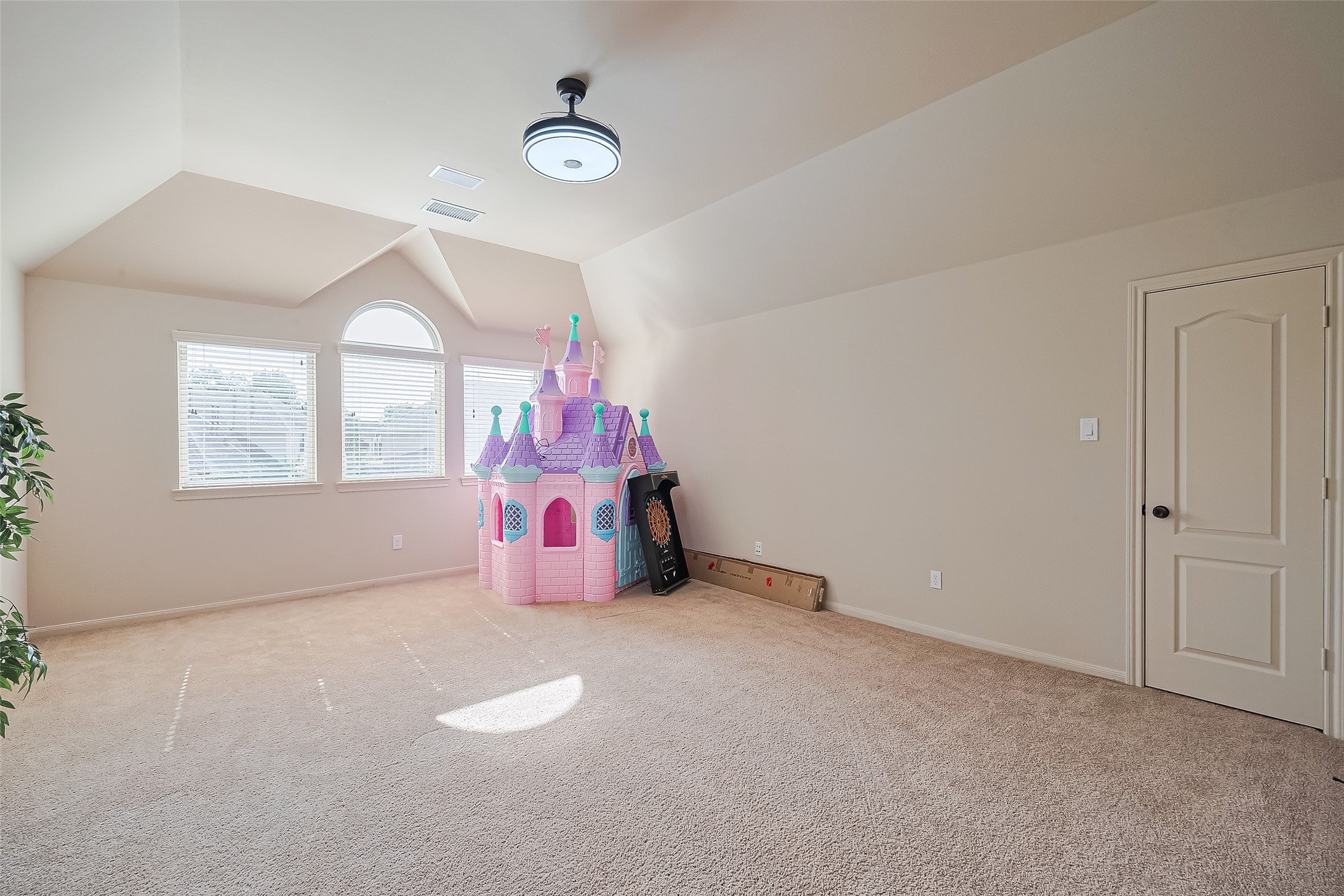 19 Sandwell Place Spring, TX 77389 - Photo 46 of 50 Spacious game room, perfect for entertaining, play, or relaxing with family.