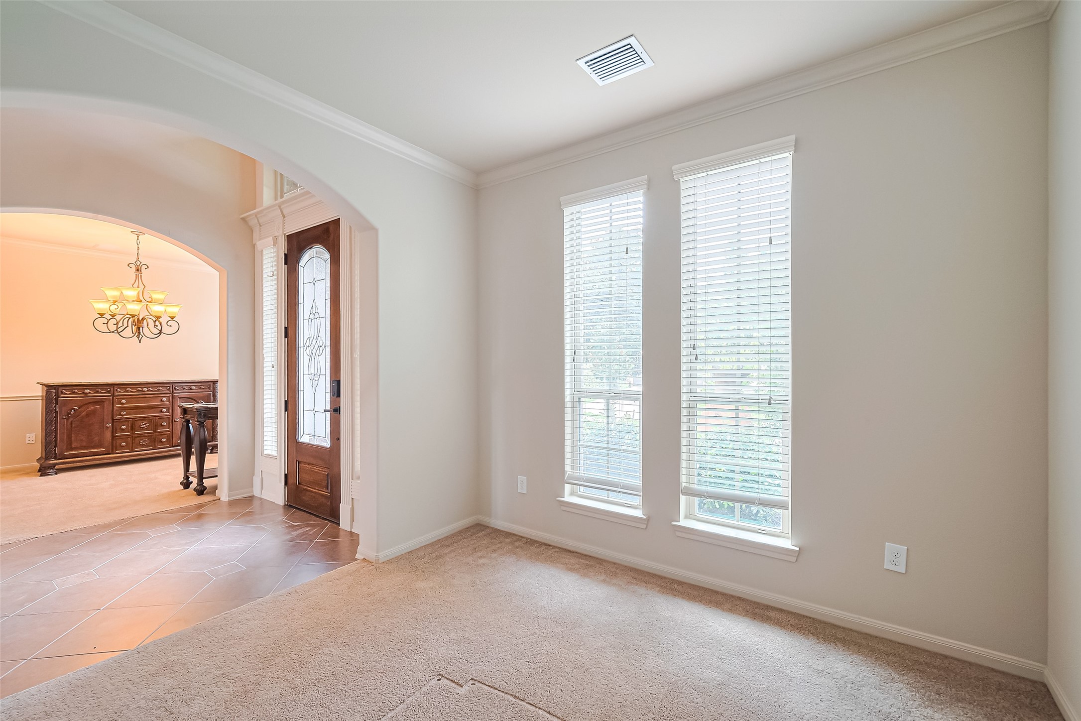 19 Sandwell Place Spring, TX 77389 - Photo 6 of 50 Formal living or versatile space, ideal for a music room or study.