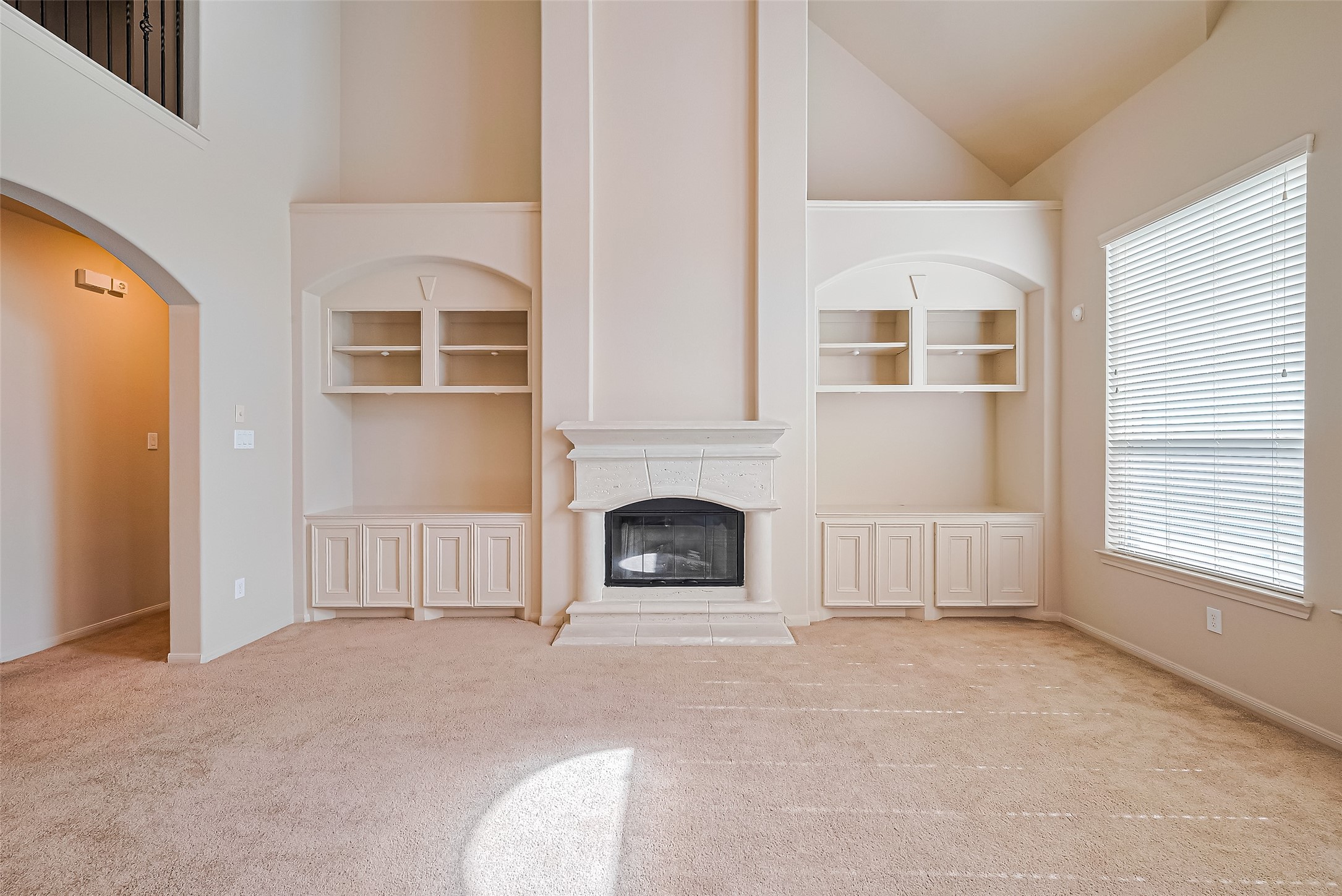 19 Sandwell Place Spring, TX 77389 - Photo 10 of 50 Open concept living with seamless flow.