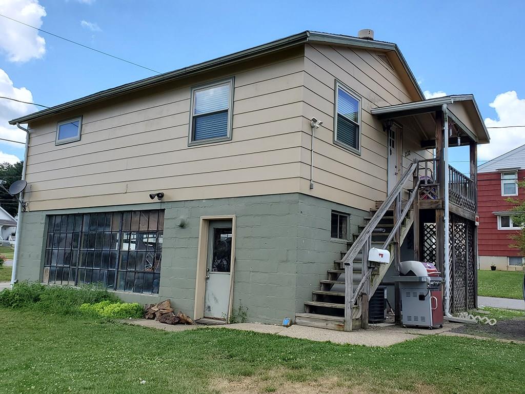 1532 Gompers Avenue Indiana, PA 15701 - Photo 4 of 5 side exterior