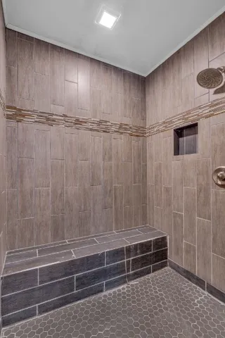 a view of walk in closet