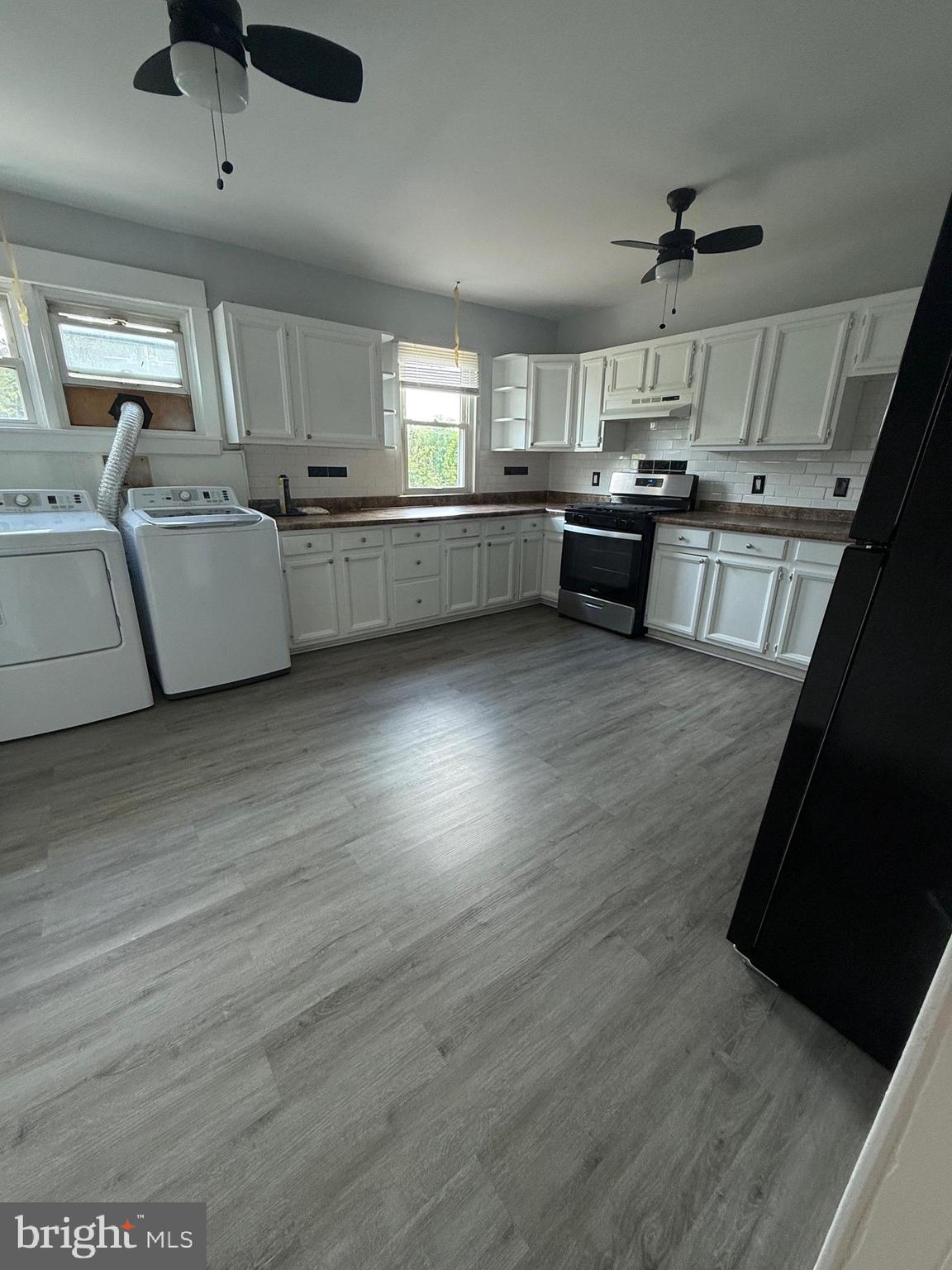 1300 South Merrimac Road Camden, NJ 08104 - Photo 8 of 25 Unit B Kitchen