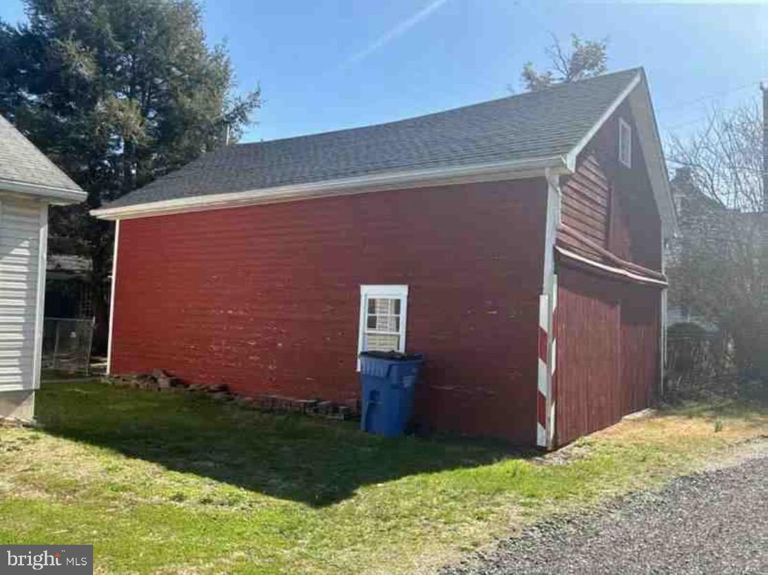263 M Street Littlestown, PA 17340 - Photo 3 of 18