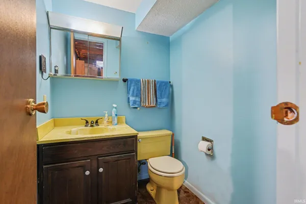 $339,900 | 18289 Coventry Court, South Bend, IN 46637