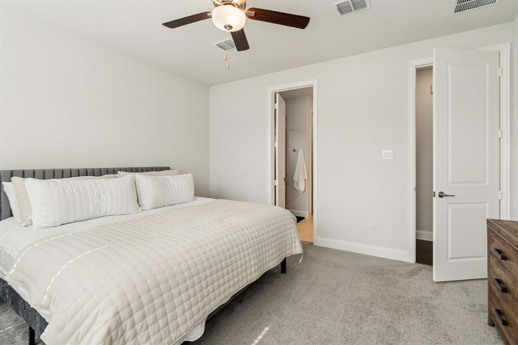 407 Holly Road Little Elm, TX 75068 - Photo 10 of 25