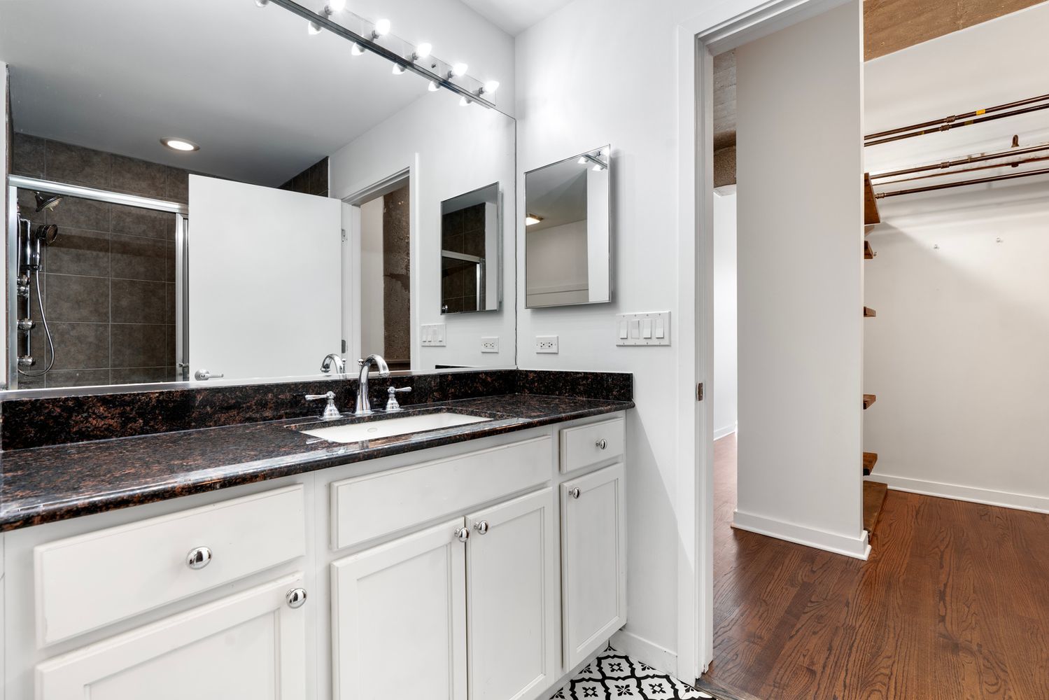 1001 West 15th Street, Unit 318 Chicago, IL 60608 - Photo 11 of 32