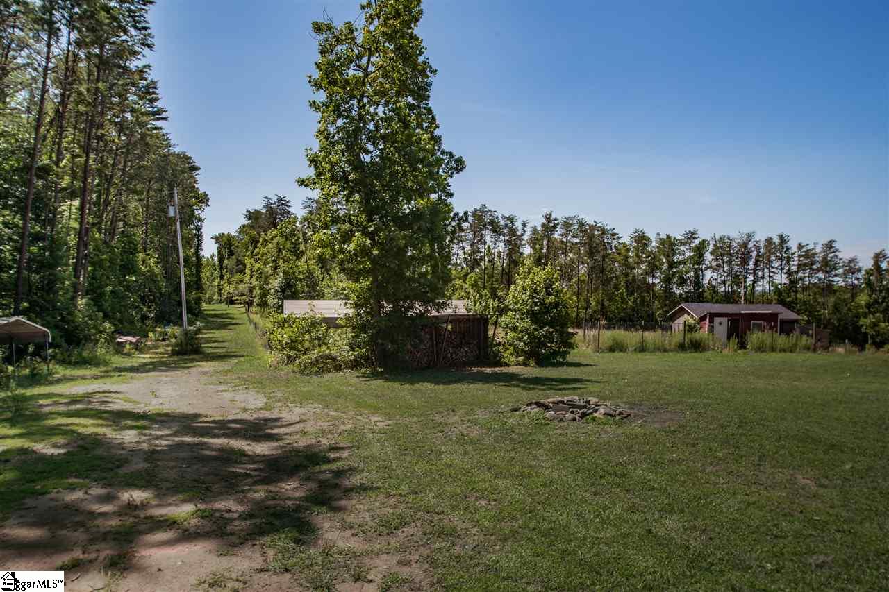 496 North Barton Road Taylors, SC 29687 - Photo 34 of 36 Gallery Image 34