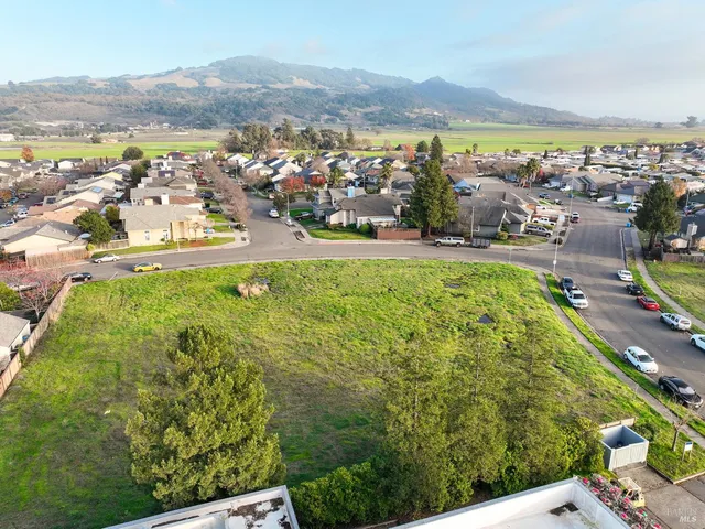 $1,295,000 | 612-615 Elsa Drive, Santa Rosa, CA 95407
