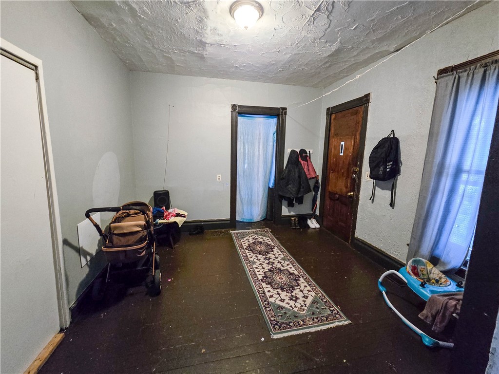 211 Parsells Avenue Rochester, NY 14609 - Photo 11 of 16