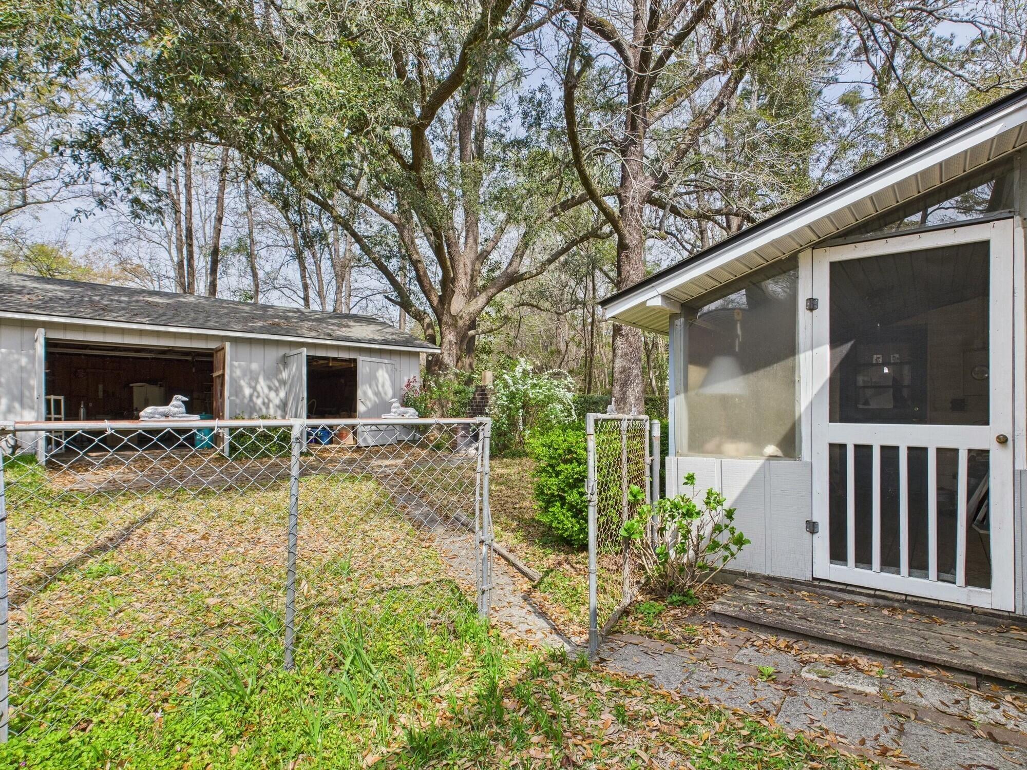 1876 Chilhowee Drive Johns Island, SC 29455 - Photo 18 of 26 r