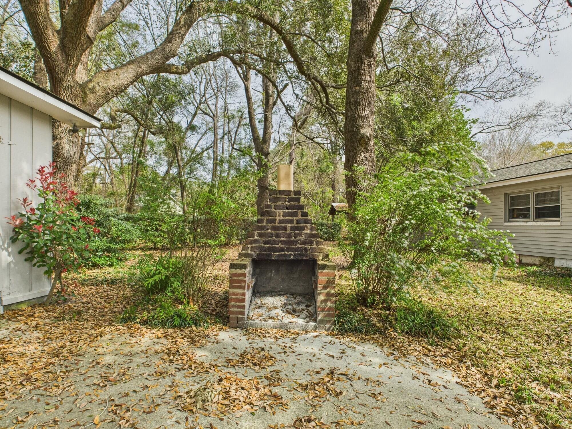 1876 Chilhowee Drive Johns Island, SC 29455 - Photo 19 of 26 s