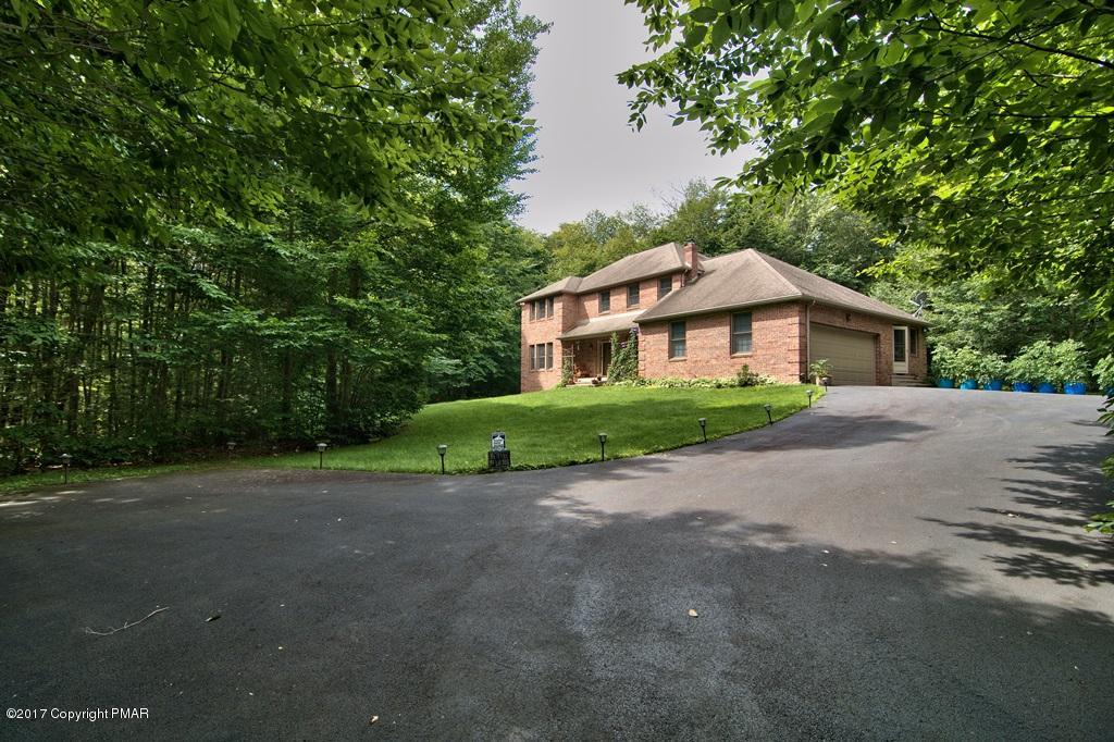 223 Thomas Road Blakeslee, PA 18610 - Photo 1 of 49 Main Front