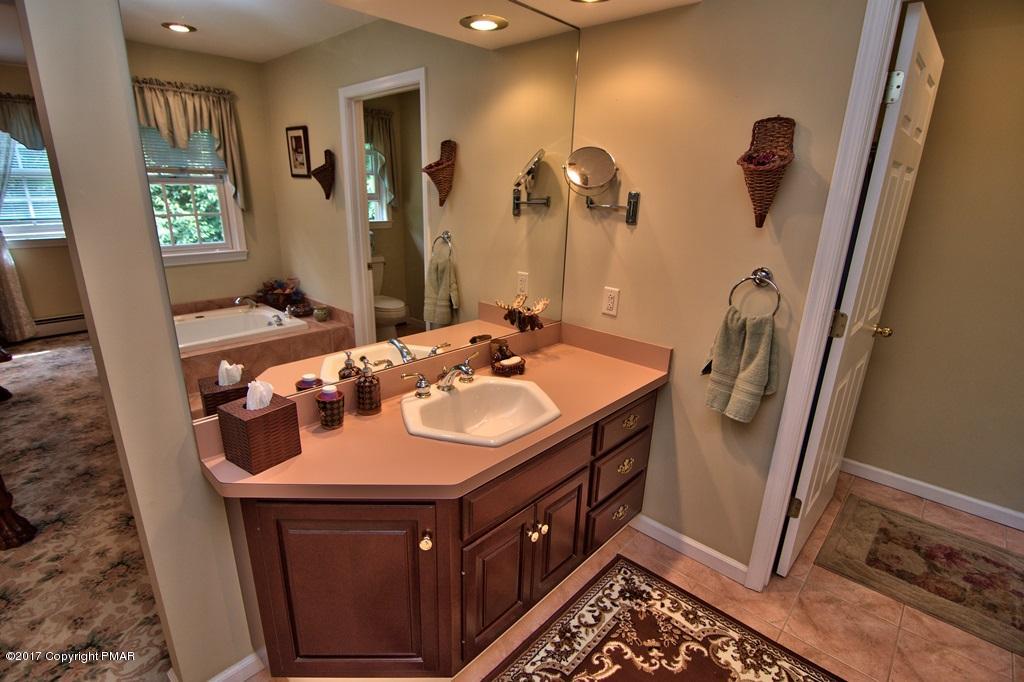 223 Thomas Road Blakeslee, PA 18610 - Photo 28 of 49 Master Bath View 4