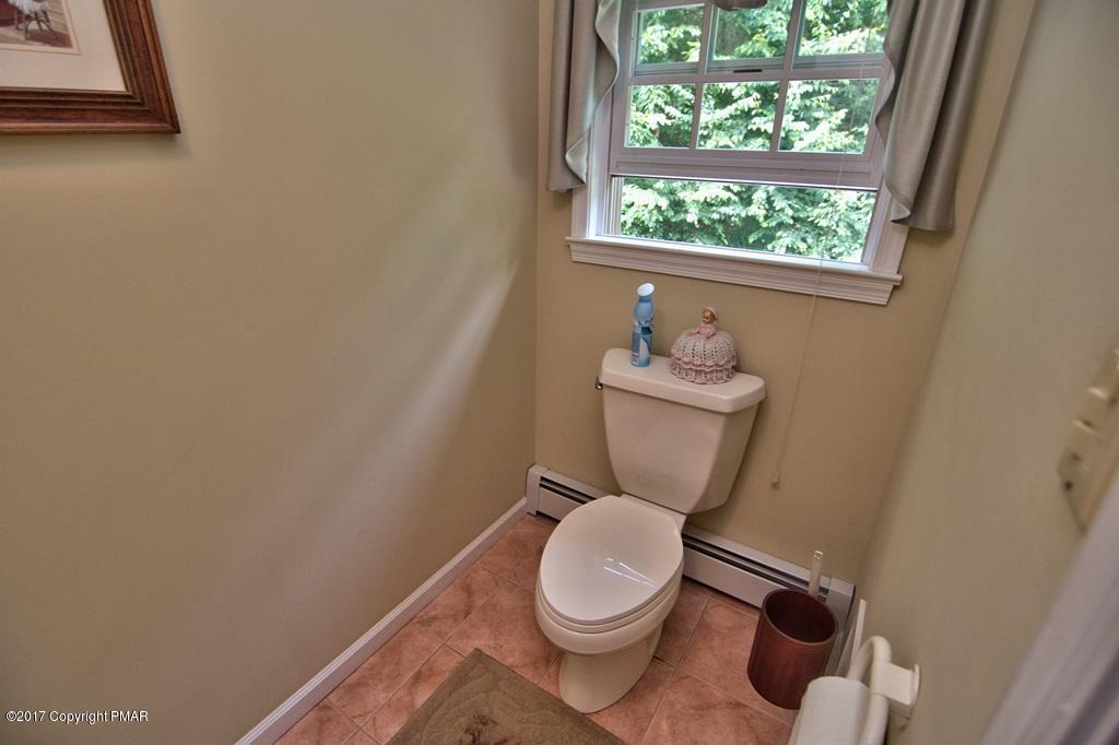223 Thomas Road Blakeslee, PA 18610 - Photo 29 of 49 Master Bath View 5
