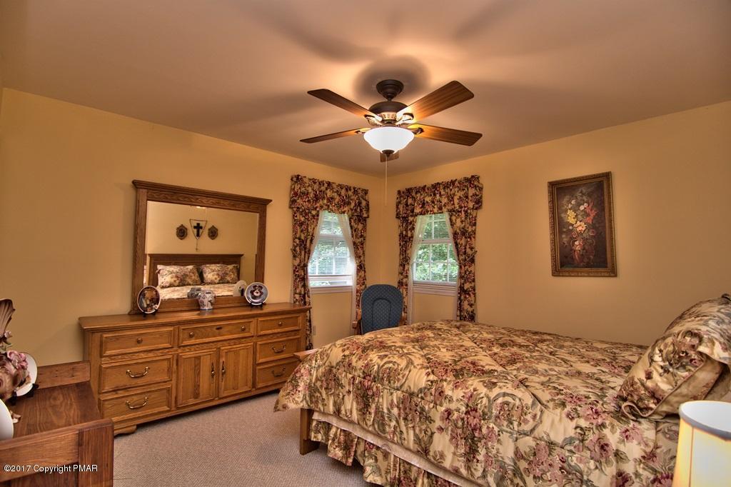 223 Thomas Road Blakeslee, PA 18610 - Photo 34 of 49 Bedroom 3 View 1