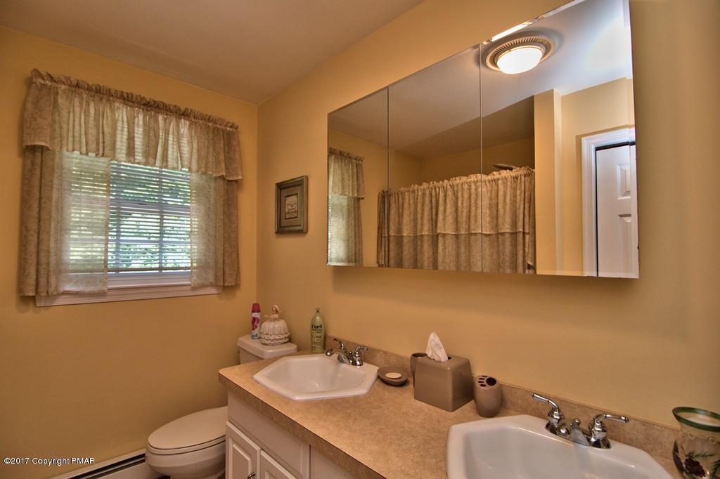 223 Thomas Road Blakeslee, PA 18610 - Photo 37 of 49 Hall Bath View 2