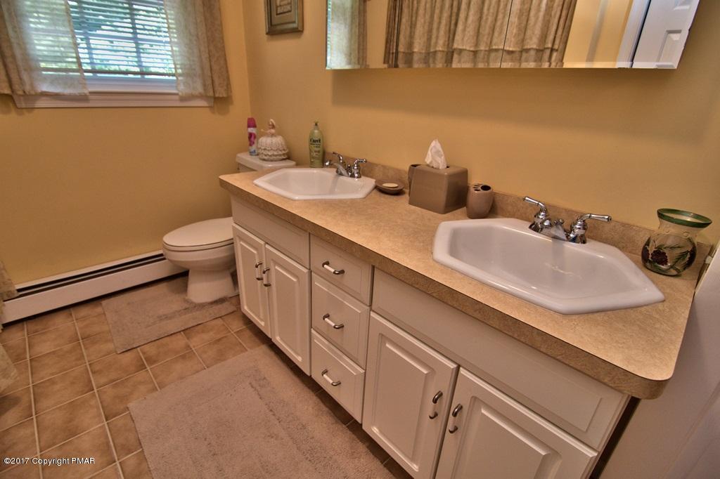 223 Thomas Road Blakeslee, PA 18610 - Photo 38 of 49 Hall Bath View 3