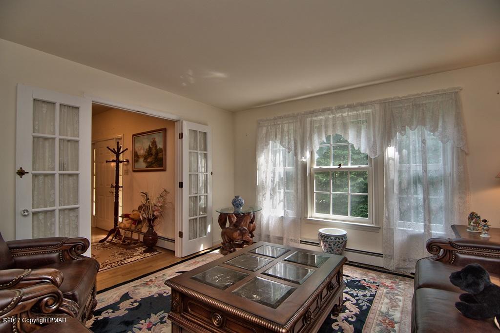 223 Thomas Road Blakeslee, PA 18610 - Photo 8 of 49 Living Room View 3