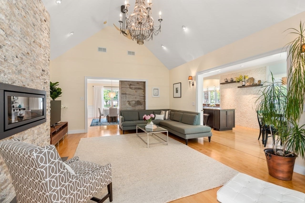 69 Rachael Terrace Westfield, MA 01085 - Photo 7 of 42