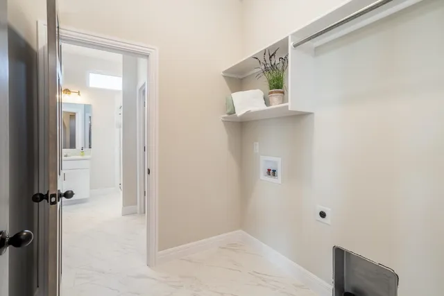 $384,645 | 4909 Emerald Court, Maize, KS 67101