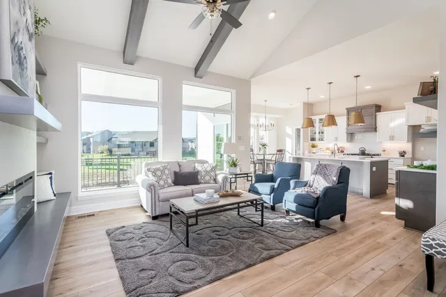 $384,645 | 4909 Emerald Court, Maize, KS 67101