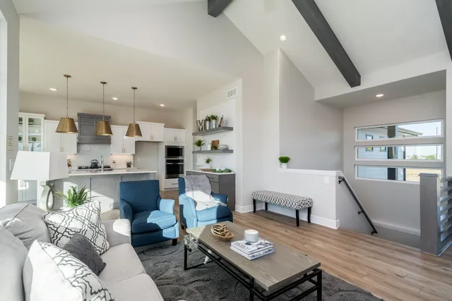 $384,645 | 4909 Emerald Court, Maize, KS 67101