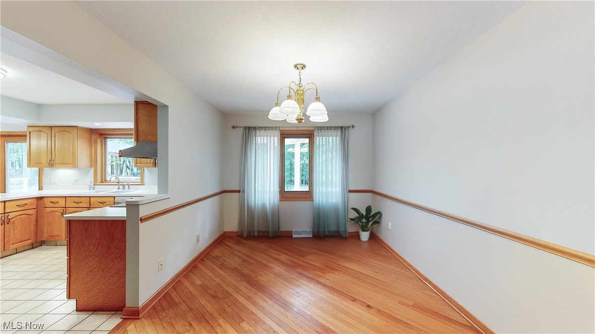 19206 Rashell Drive Bedford, OH 44146 - Photo 7 of 50