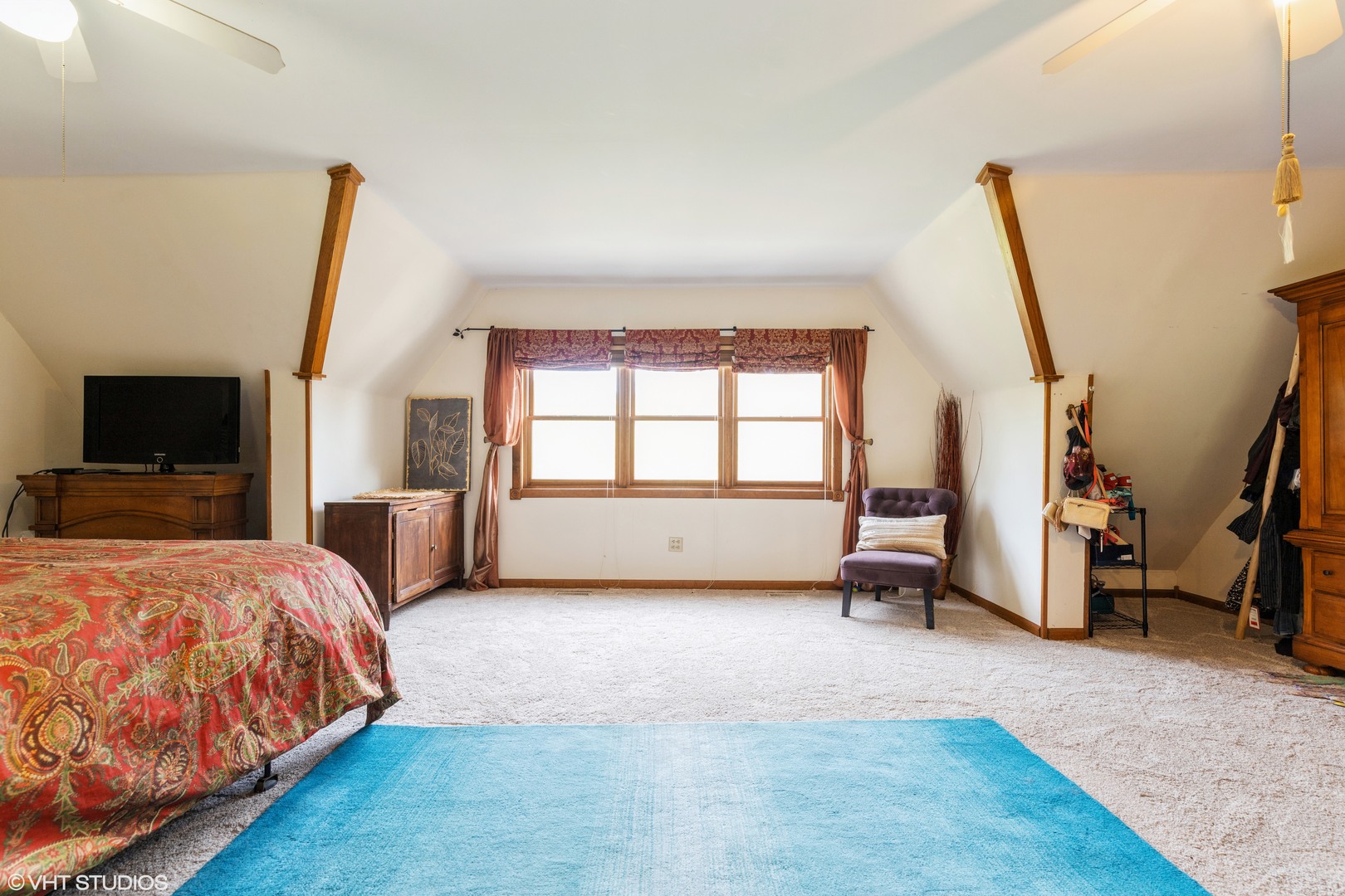 35W461 Country School Road Dundee, IL 60102 - Photo 22 of 32 a bedroom with a bed and a television