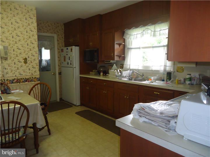 3132 Merritt Parkway Sinking Spring, PA 19608 - Photo 13 of 25 Gallery Image 13