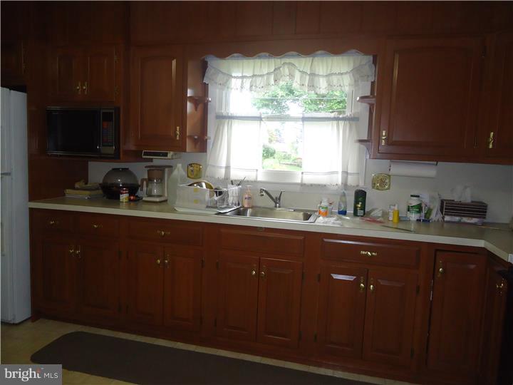 3132 Merritt Parkway Sinking Spring, PA 19608 - Photo 14 of 25 Gallery Image 14