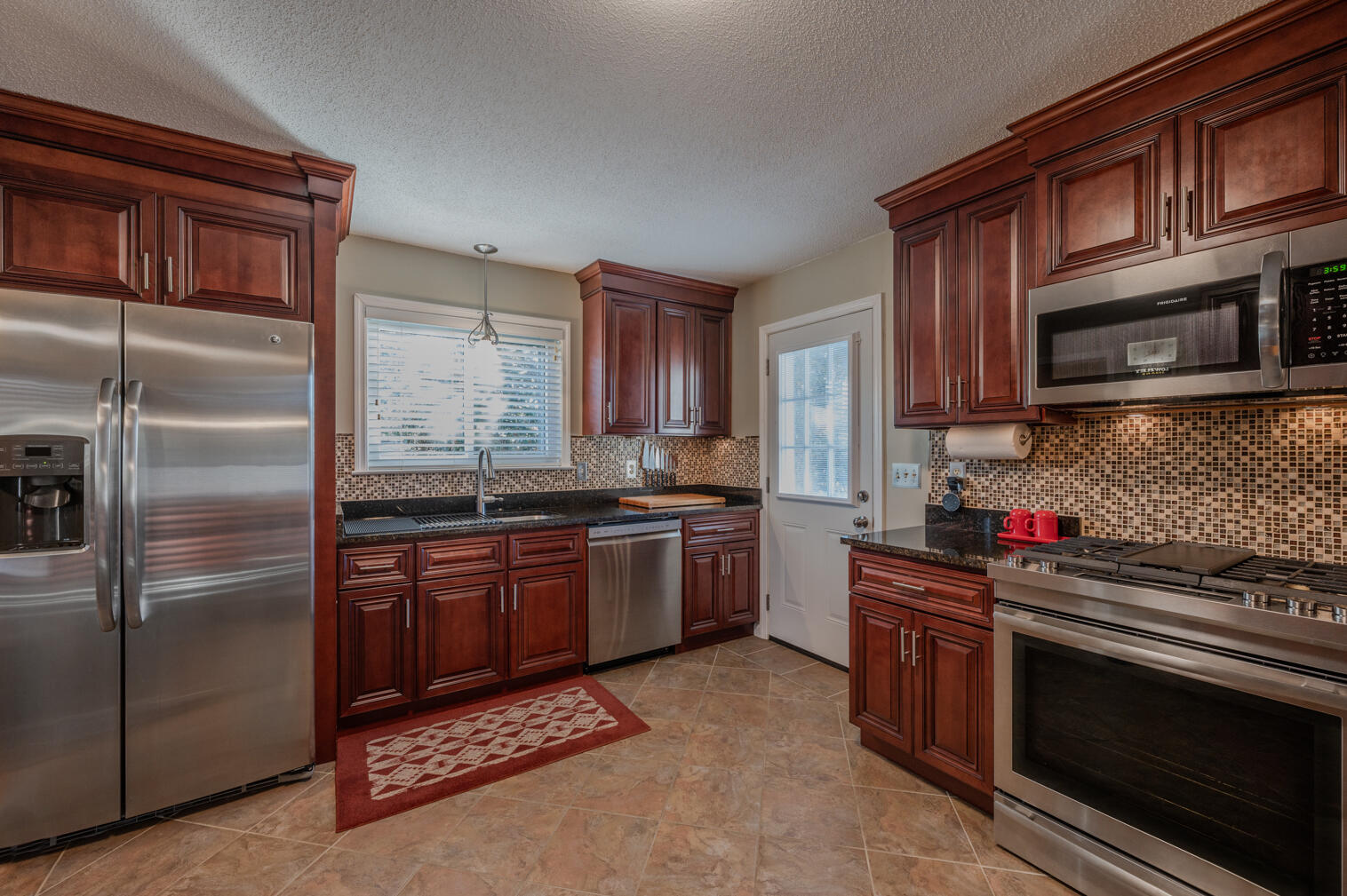 5807 Crestview Drive Hixson, TN 37343 - Photo 16 of 52 20