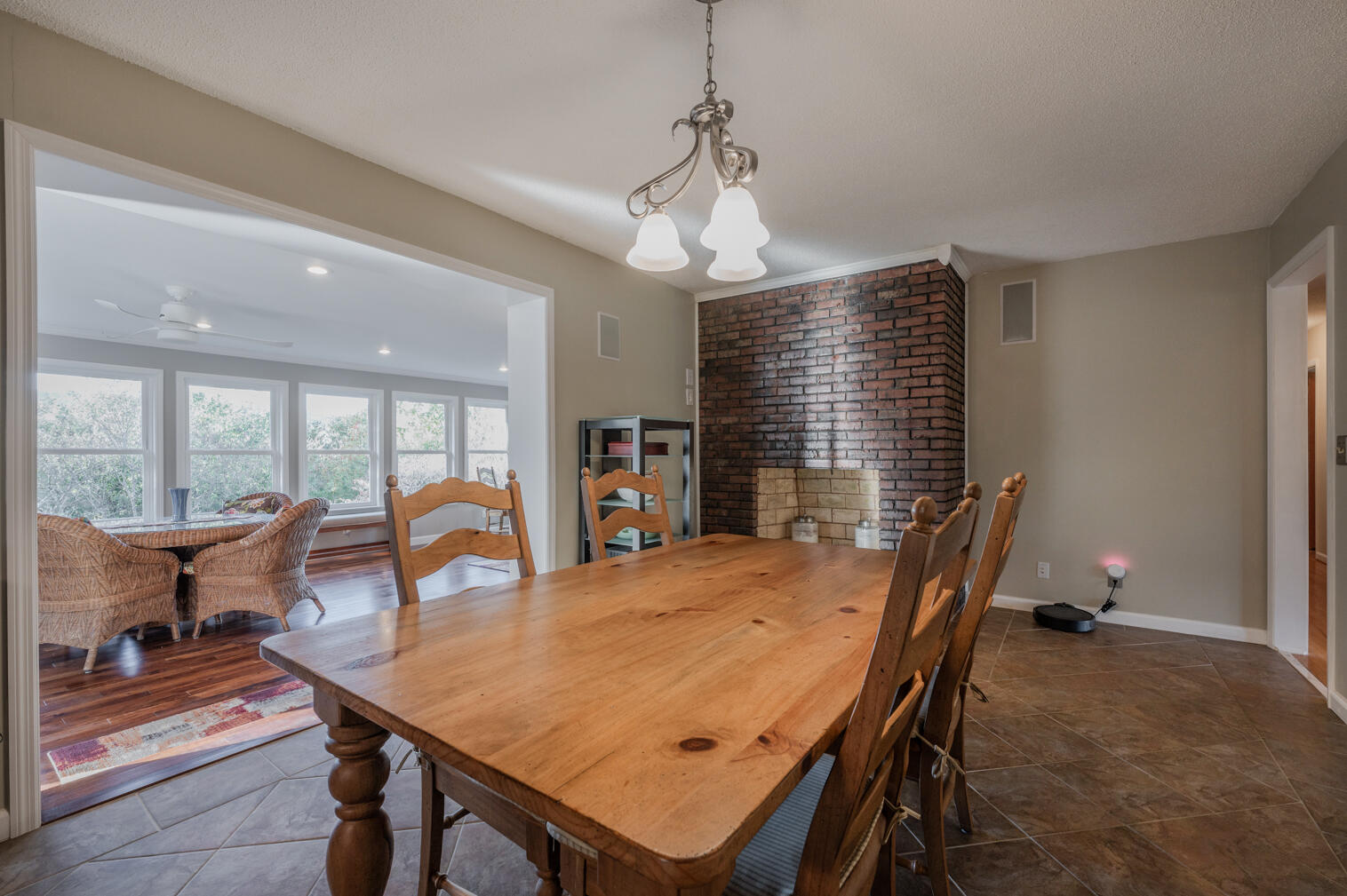 5807 Crestview Drive Hixson, TN 37343 - Photo 19 of 52 24