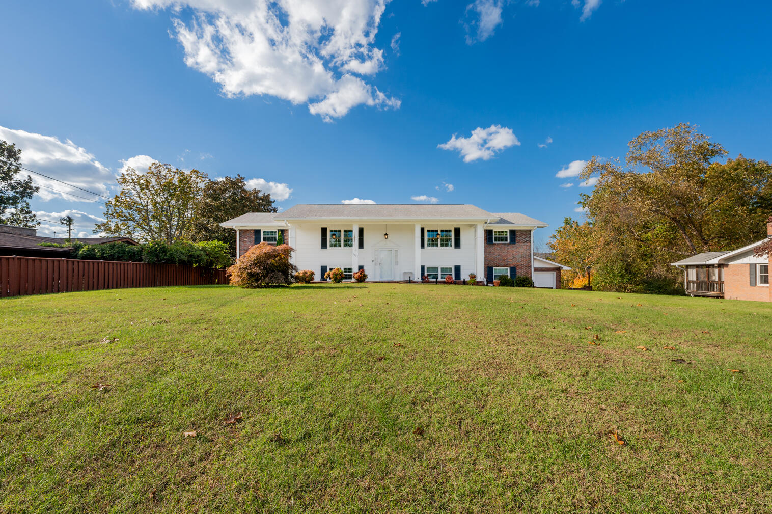 5807 Crestview Drive Hixson, TN 37343 - Photo 2 of 52 4