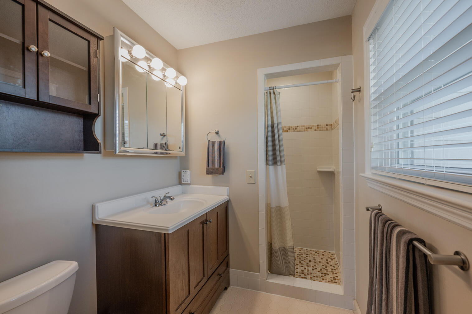 5807 Crestview Drive Hixson, TN 37343 - Photo 31 of 52 36