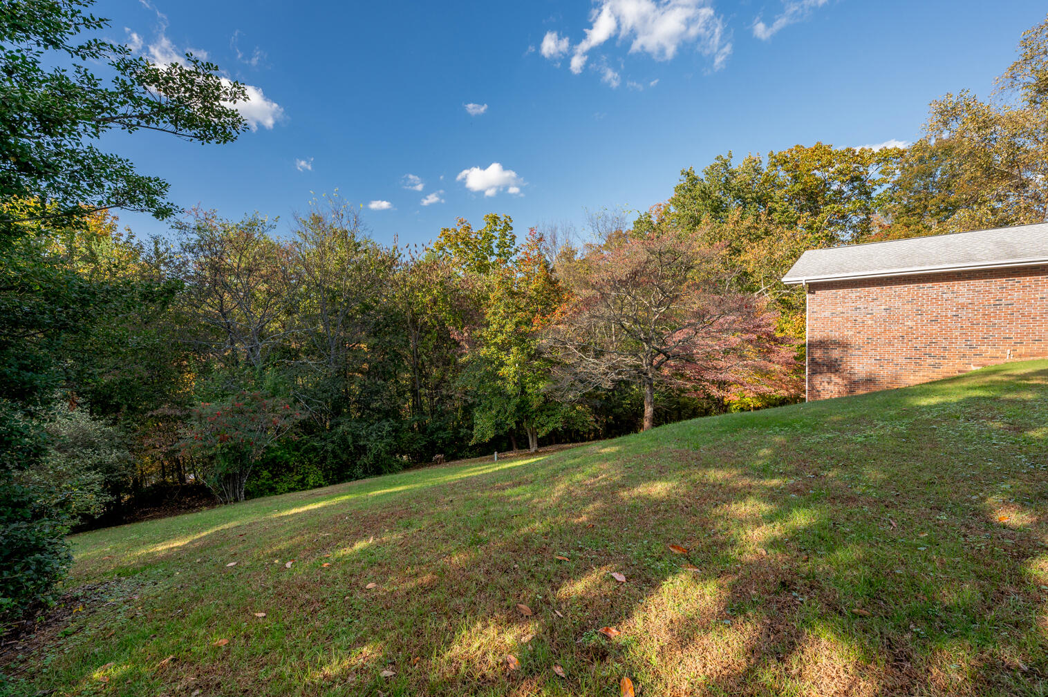 5807 Crestview Drive Hixson, TN 37343 - Photo 37 of 52 52