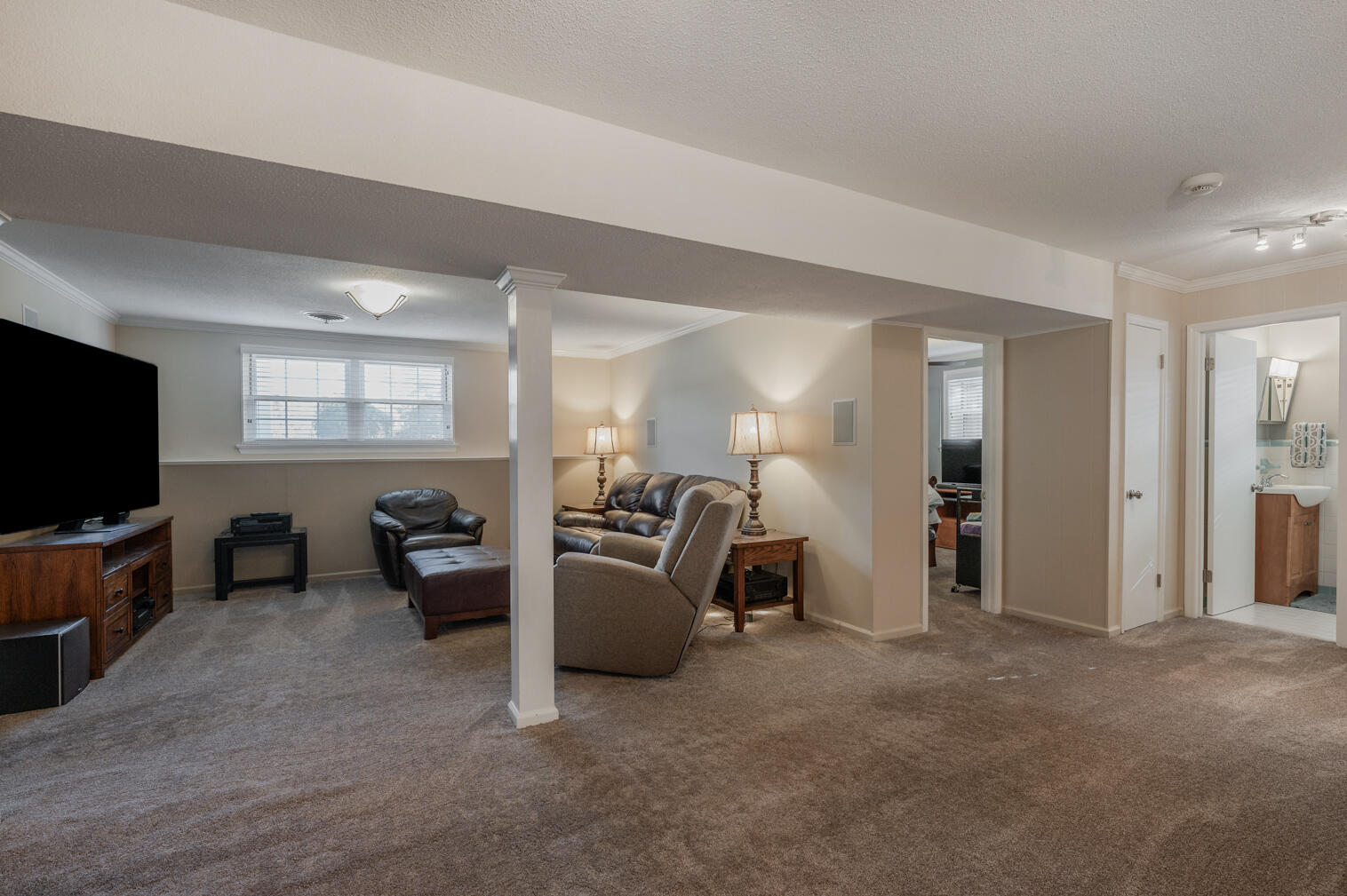 5807 Crestview Drive Hixson, TN 37343 - Photo 42 of 52 41