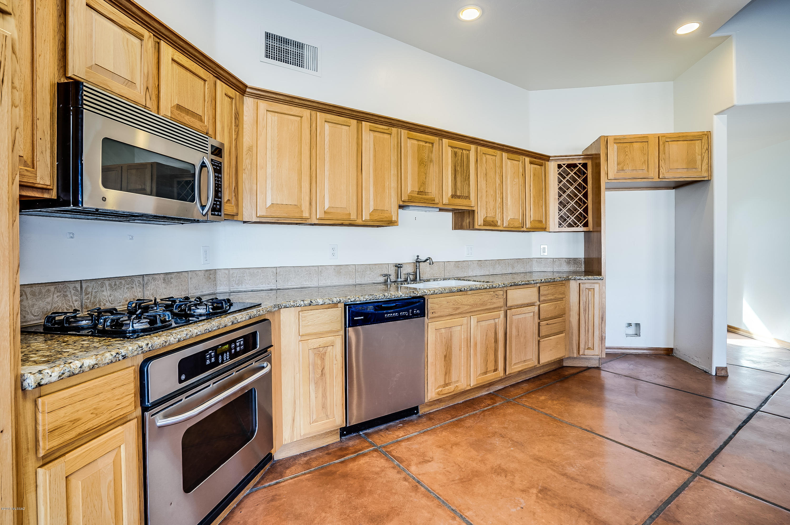 14570 East Cir H Ranch Place Vail, AZ 85641 - Photo 16 of 50