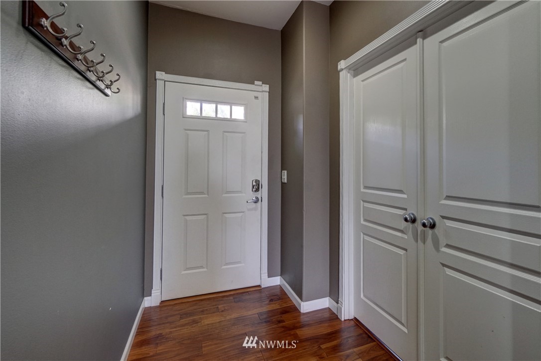 2984 Rickey Road Bremerton, WA 98310 - Photo 3 of 25