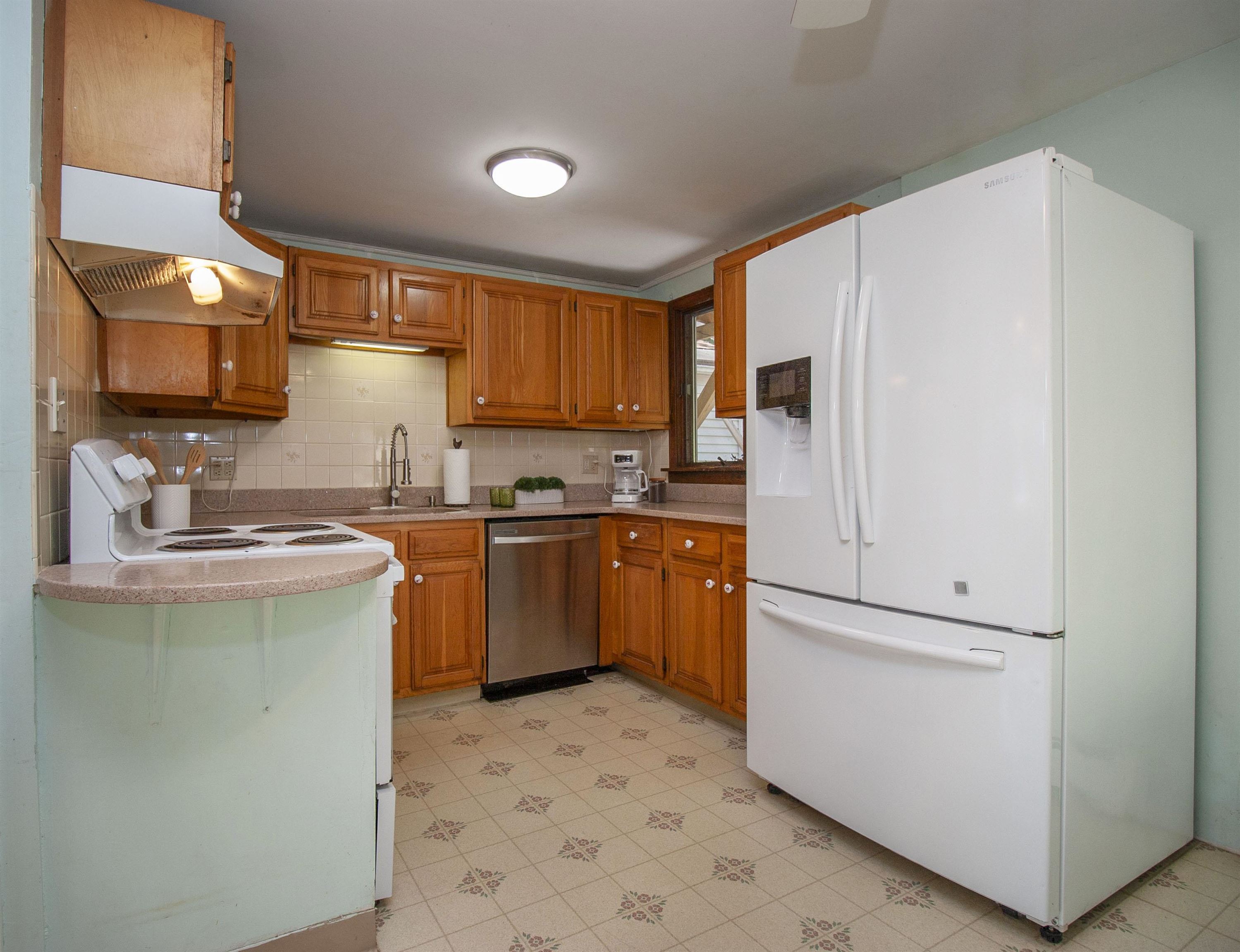 72 Chester Road Derry, NH 03038 - Photo 16 of 59 Gallery Image 16