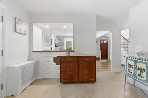 $589,000 | 6 Highland Street, Wakefield, MA 01880