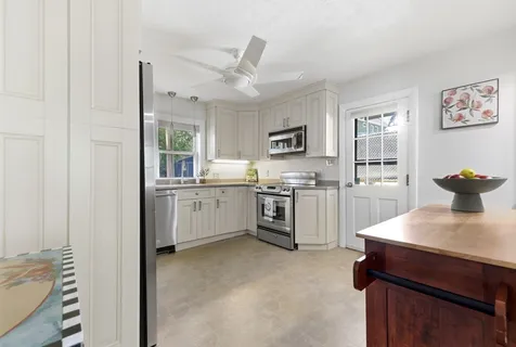 $589,000 | 6 Highland Street, Wakefield, MA 01880