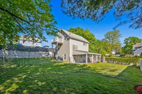 $589,000 | 6 Highland Street, Wakefield, MA 01880