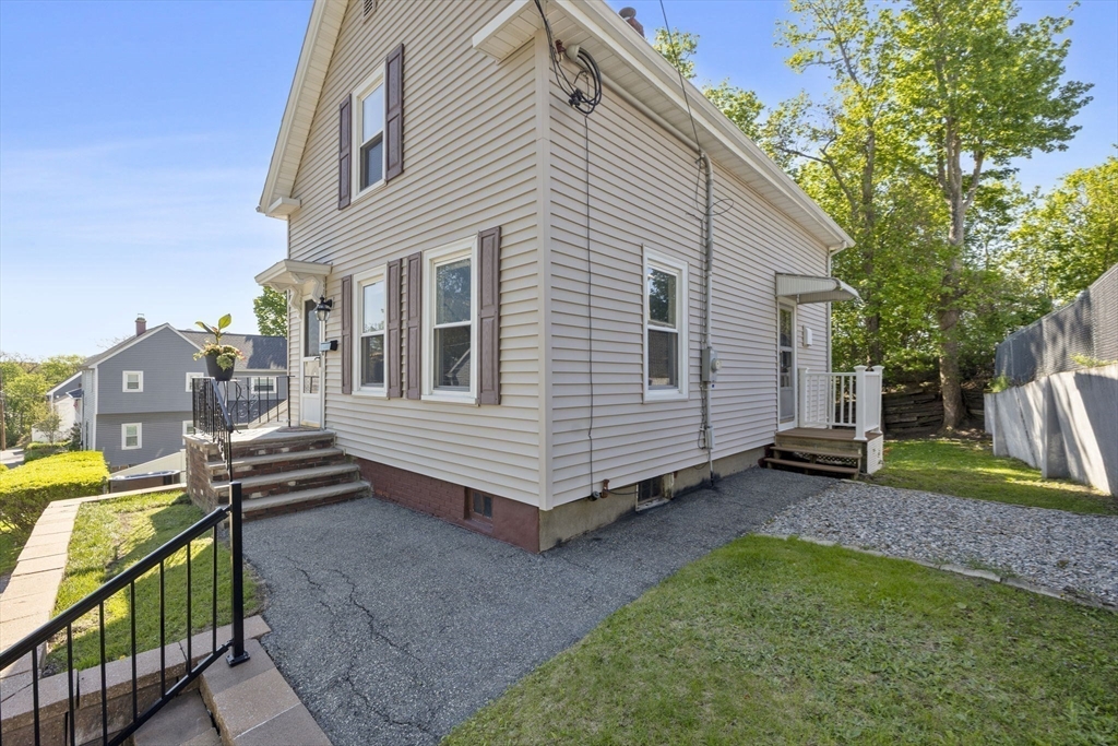 6 Highland Street Wakefield, MA 01880 - Photo 36 of 42