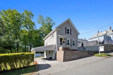 $589,000 | 6 Highland Street, Wakefield, MA 01880