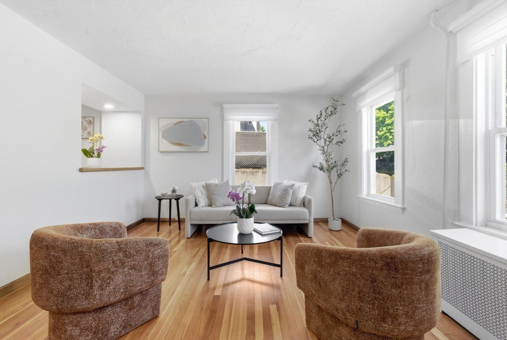 6 Highland Street Wakefield, MA 01880 - Photo 5 of 42
