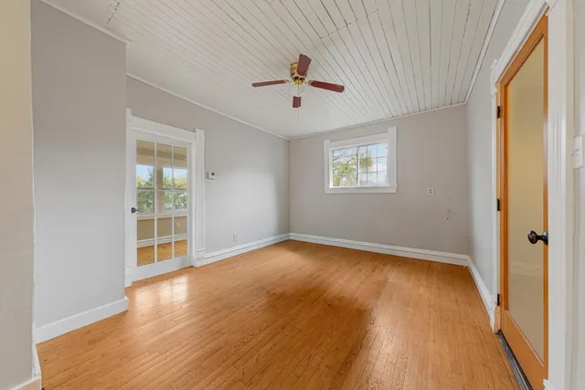 $360,000 | 503 North 7th Street, Henderson, MN 56044